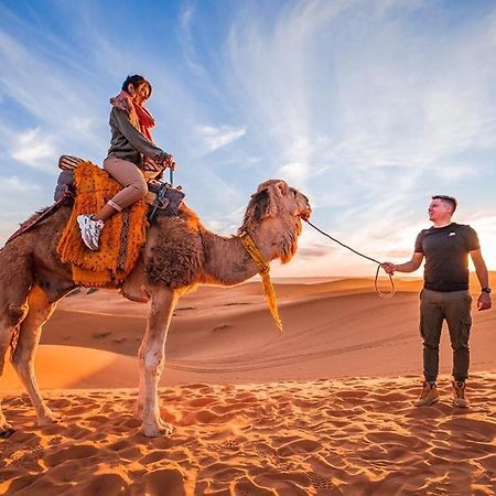 Riad Chorroq 메르주가 외부 사진